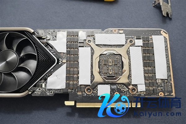 胎死腹中的RTX 3080 Ti 20GB首测！显存更大性能更差